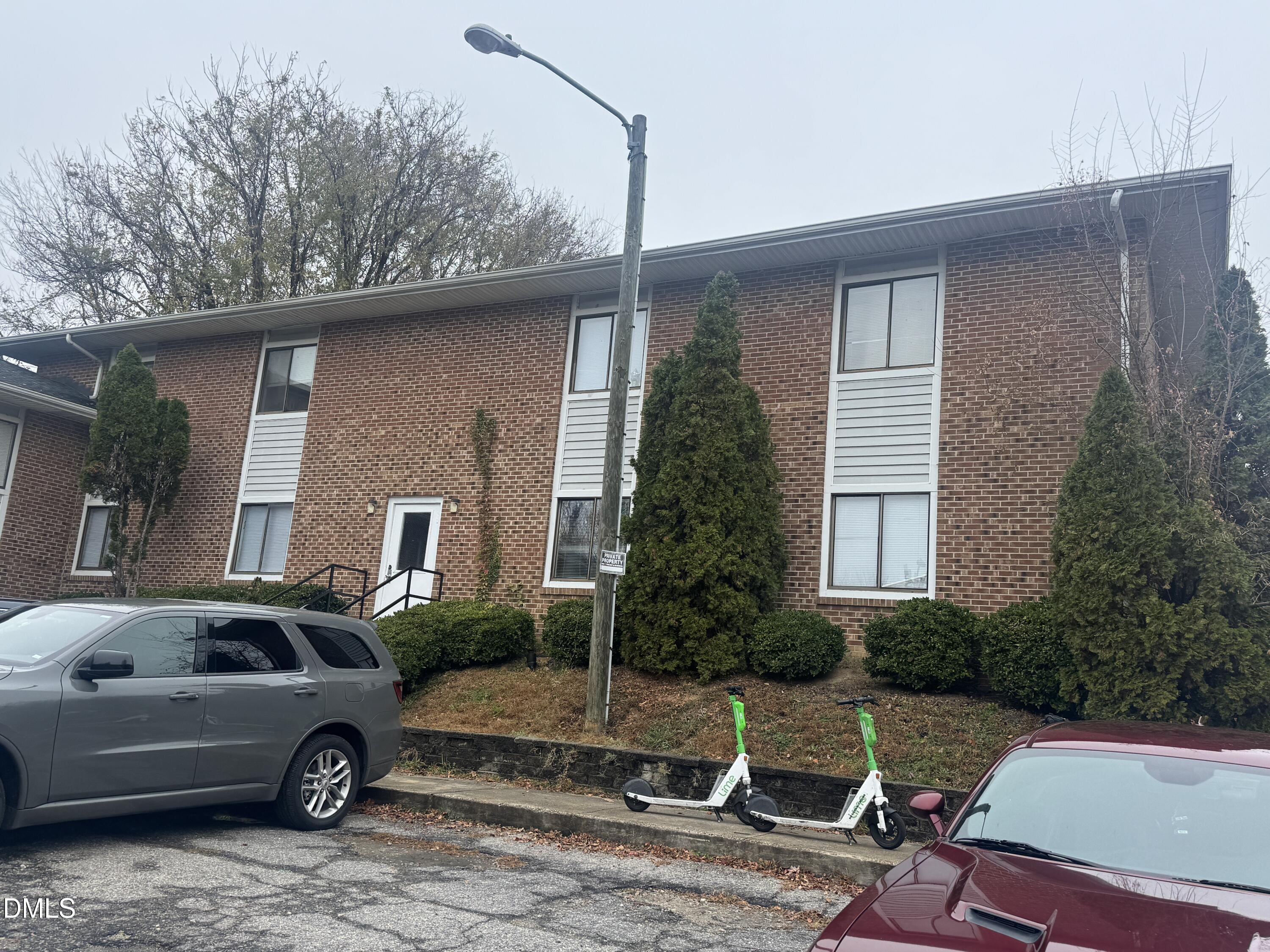 708 Ellington Street