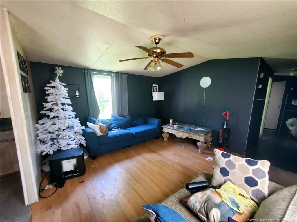 286 Greentown Avenue