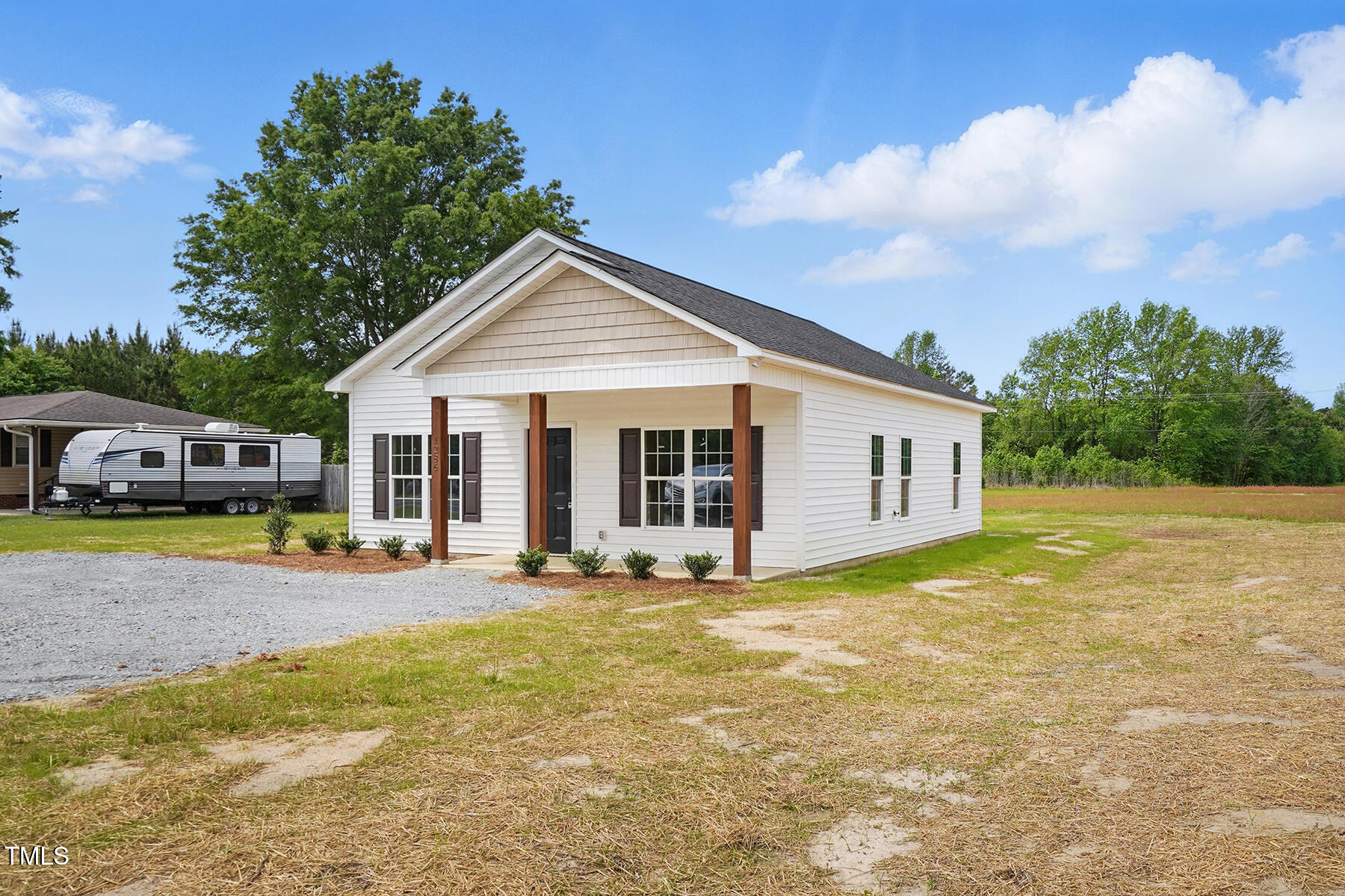 1286 W Blackman Road