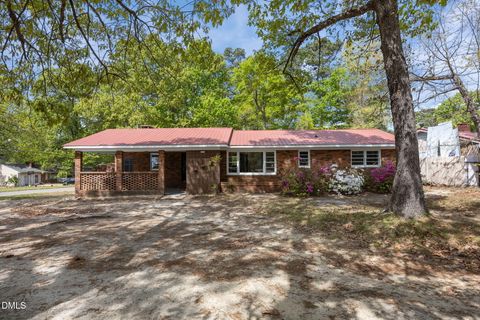 2934 Academy Street Sanford NC 27332