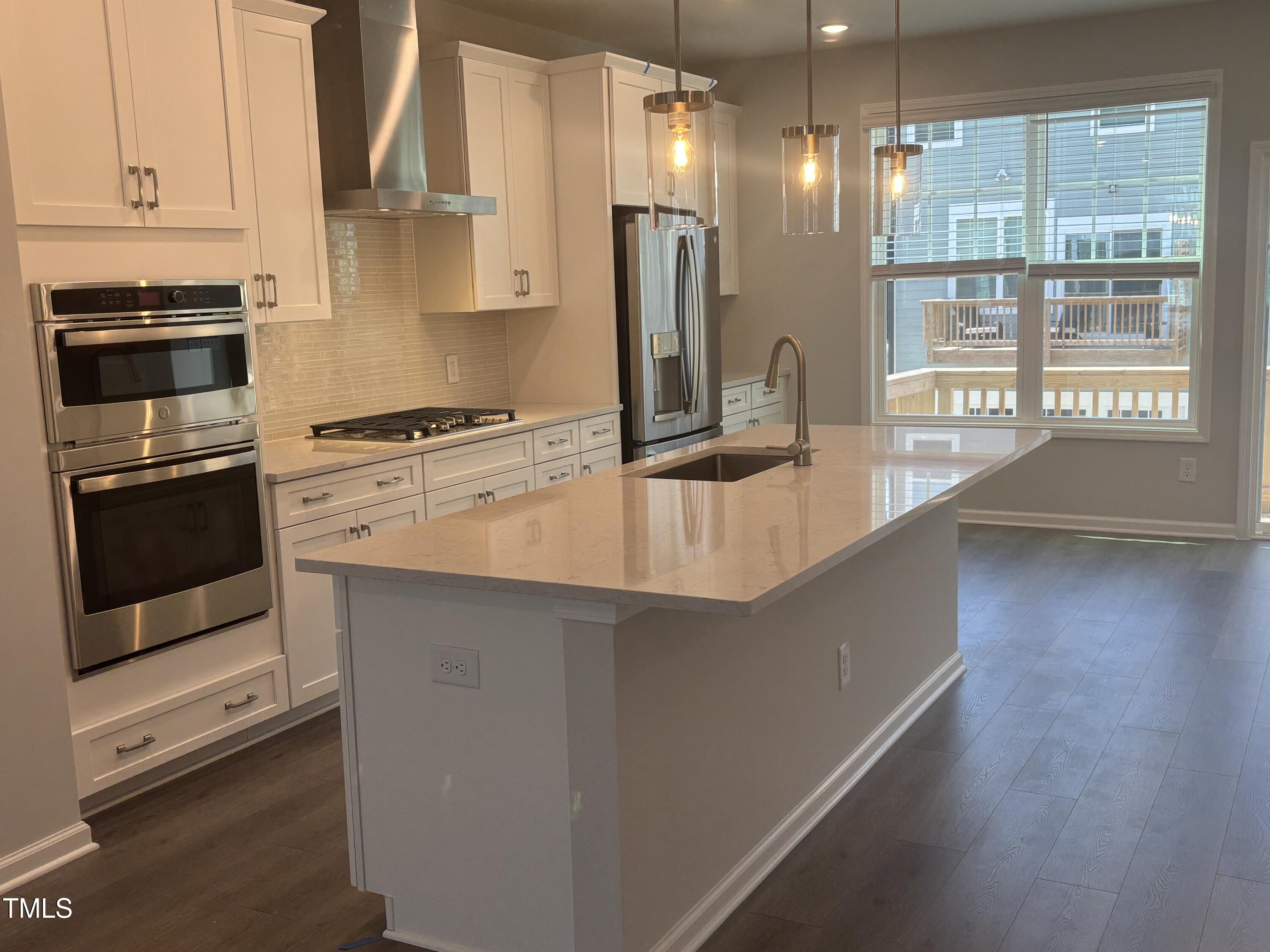 5027 Jowett'S Walk Drive 30