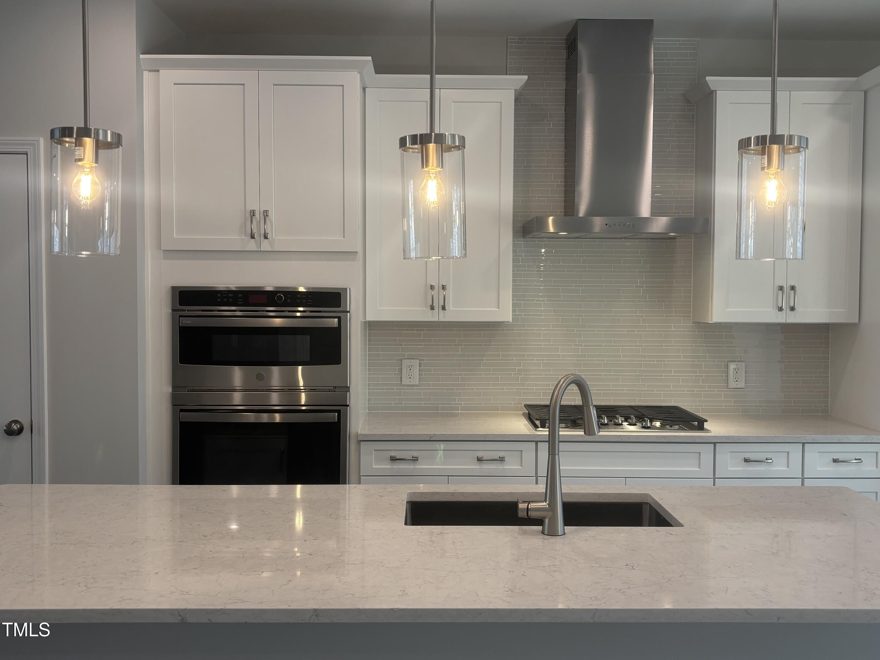 5027 Jowett'S Walk Drive 30