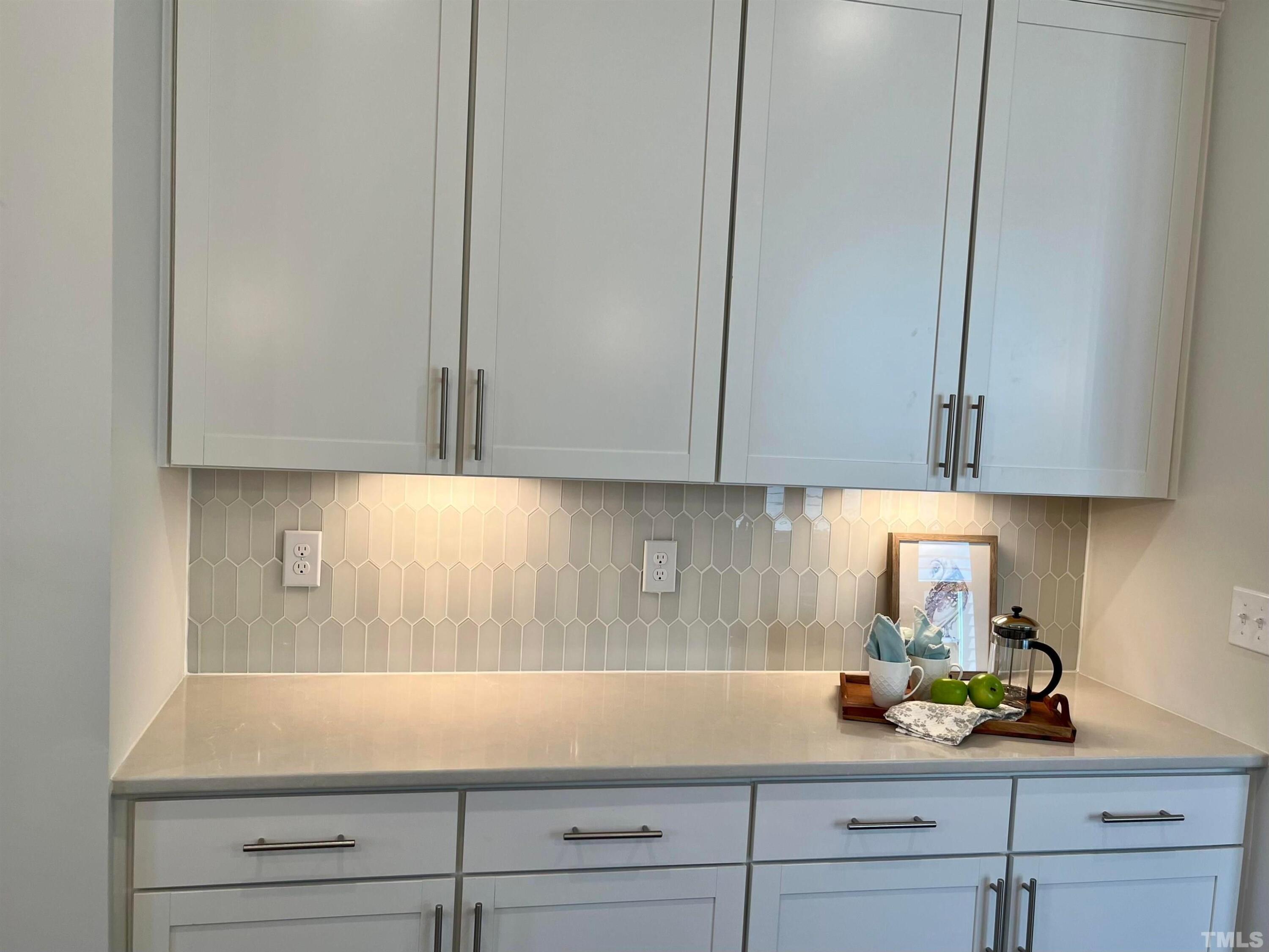 1609 American Beech Street