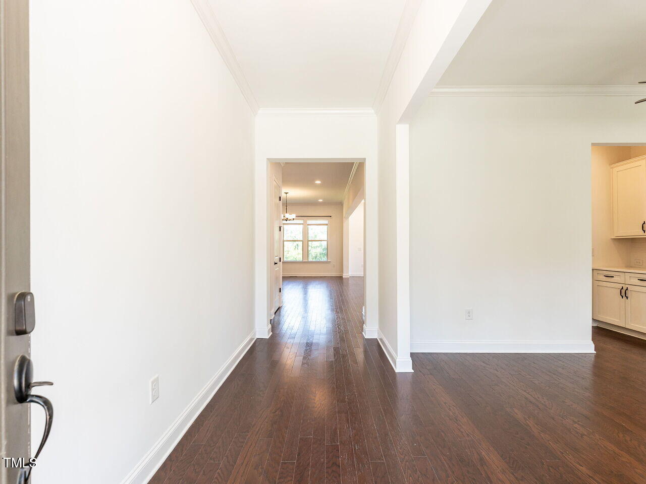 817 Nijinski Way