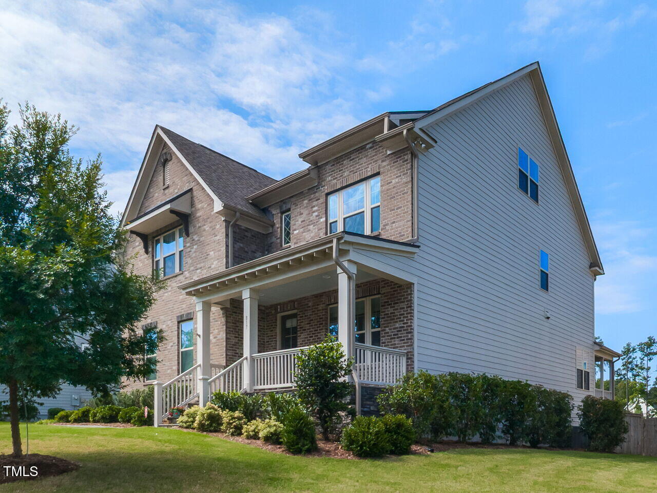 817 Nijinski Way