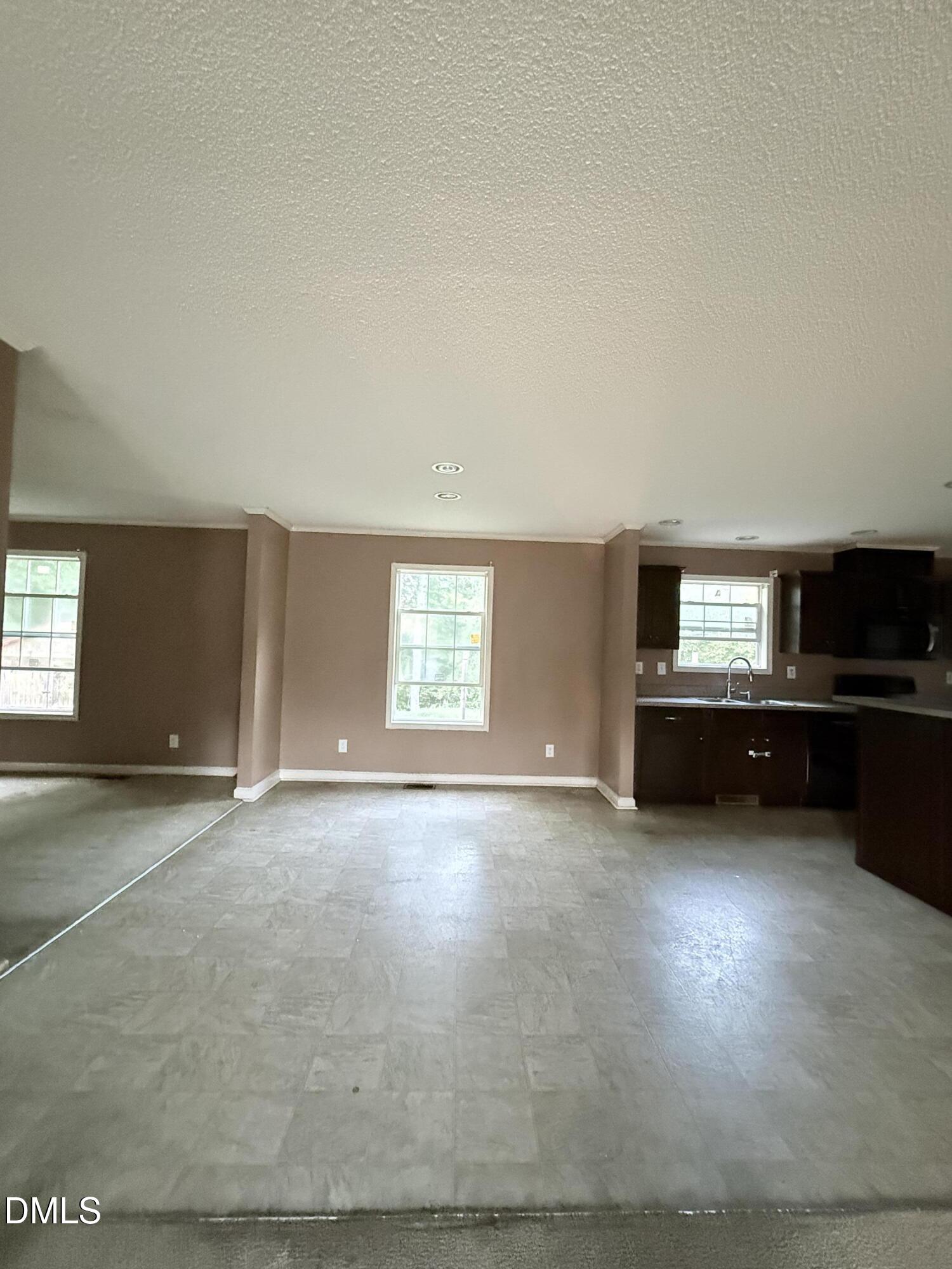 2521 Friendly Trail