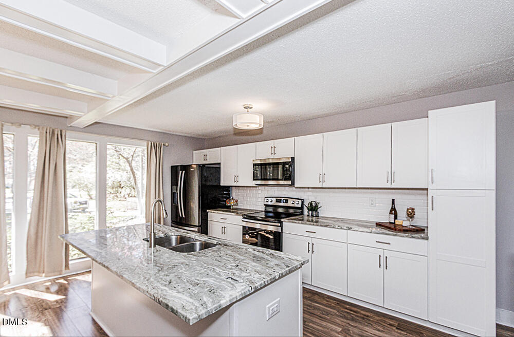 105 Litchfield Court