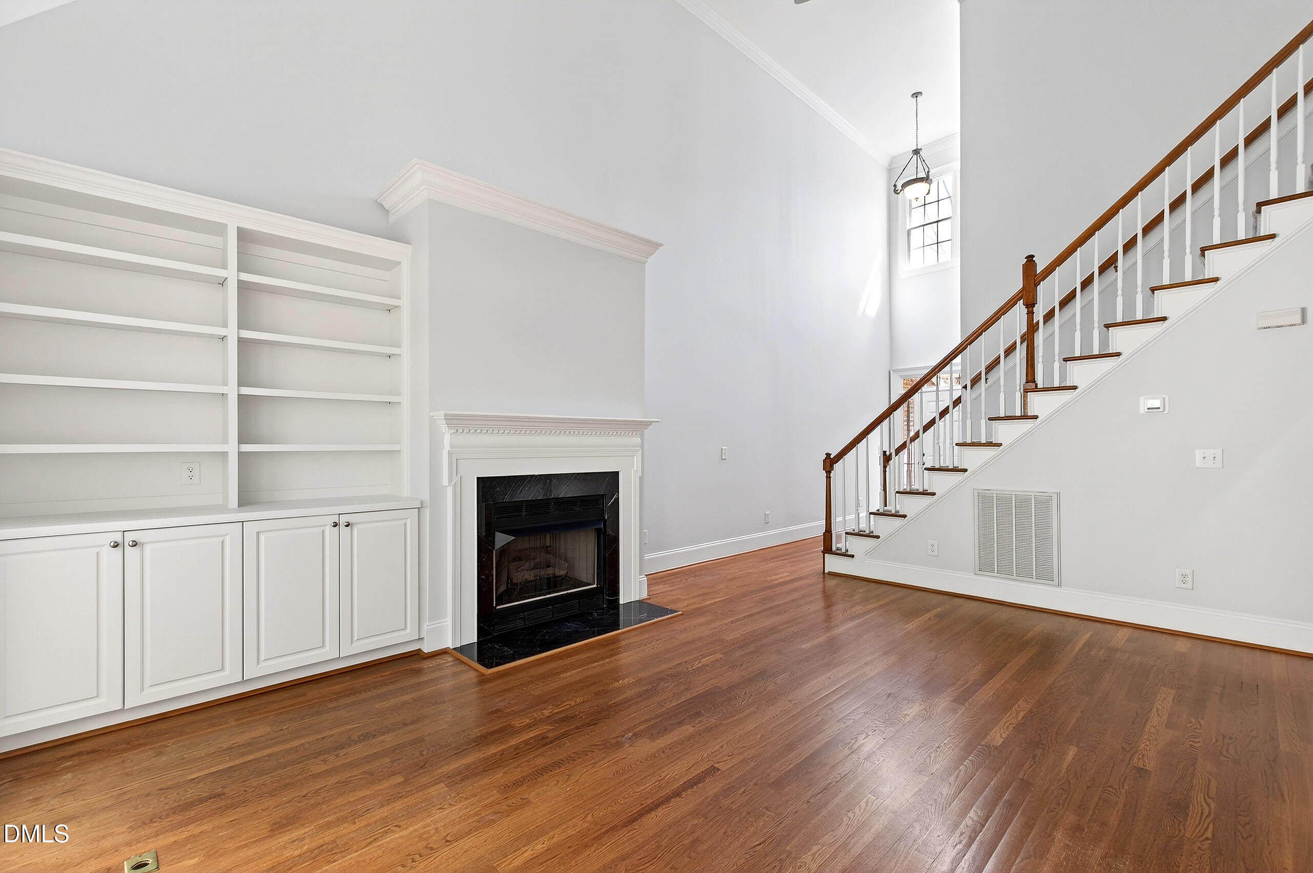 816 Running Brook Trail