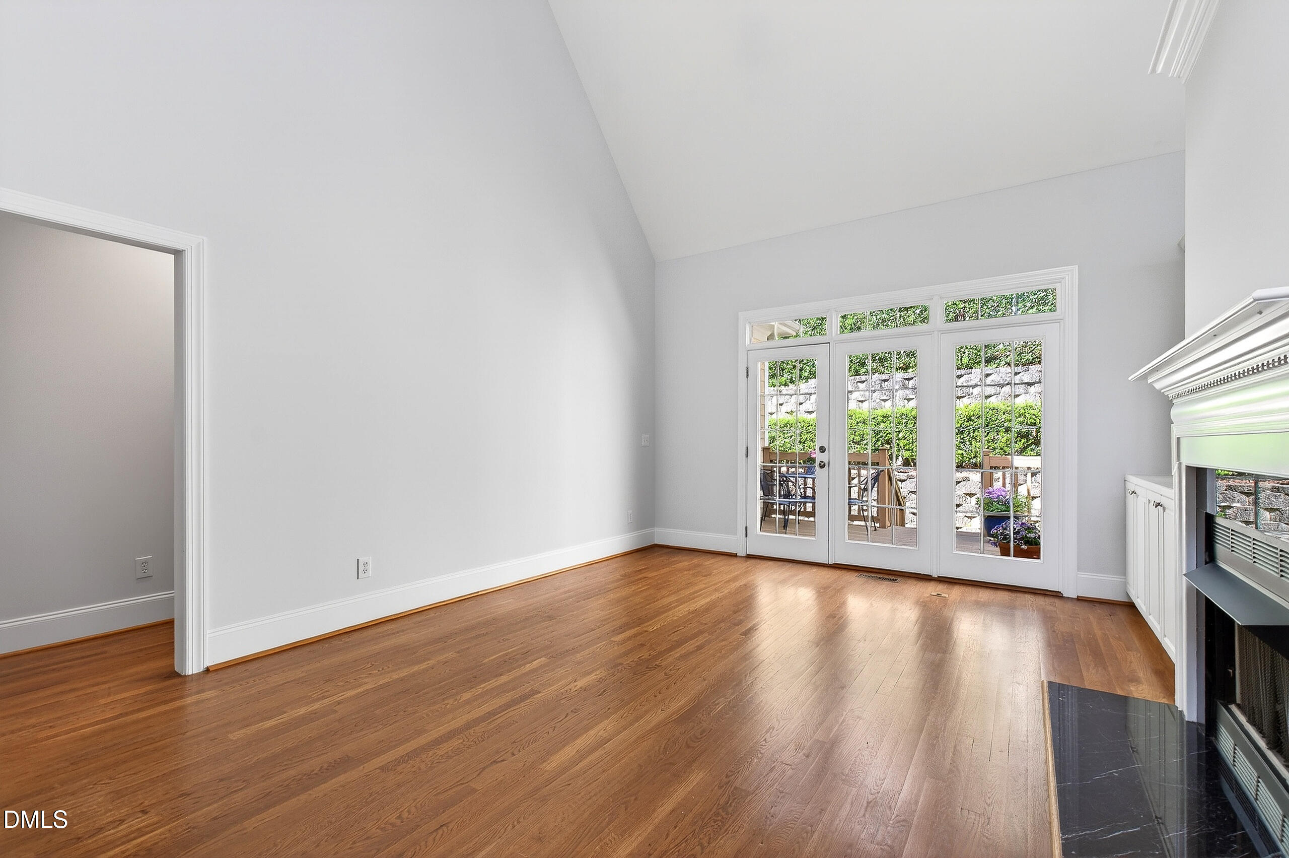 816 Running Brook Trail