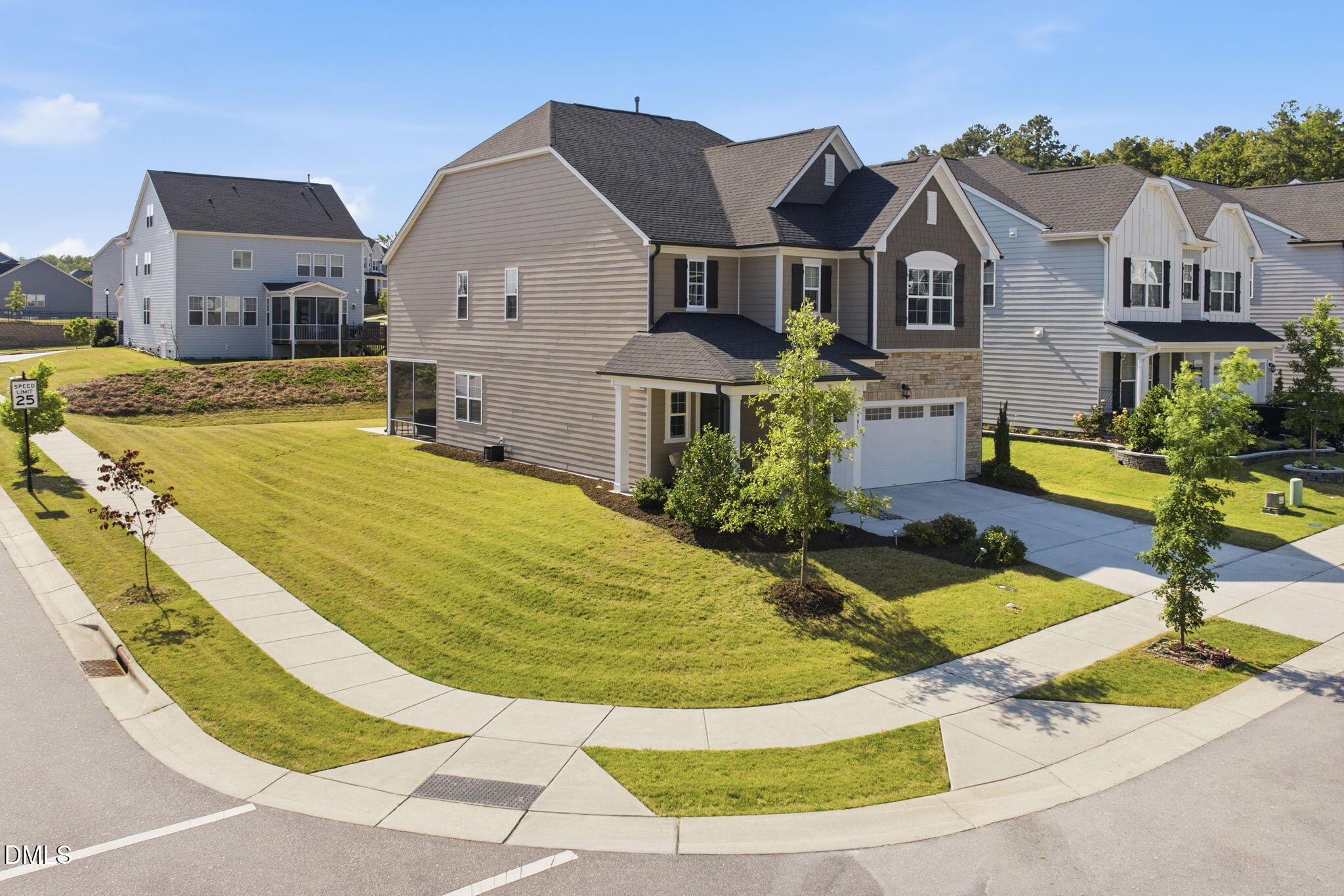 901 Wrights Creek Way