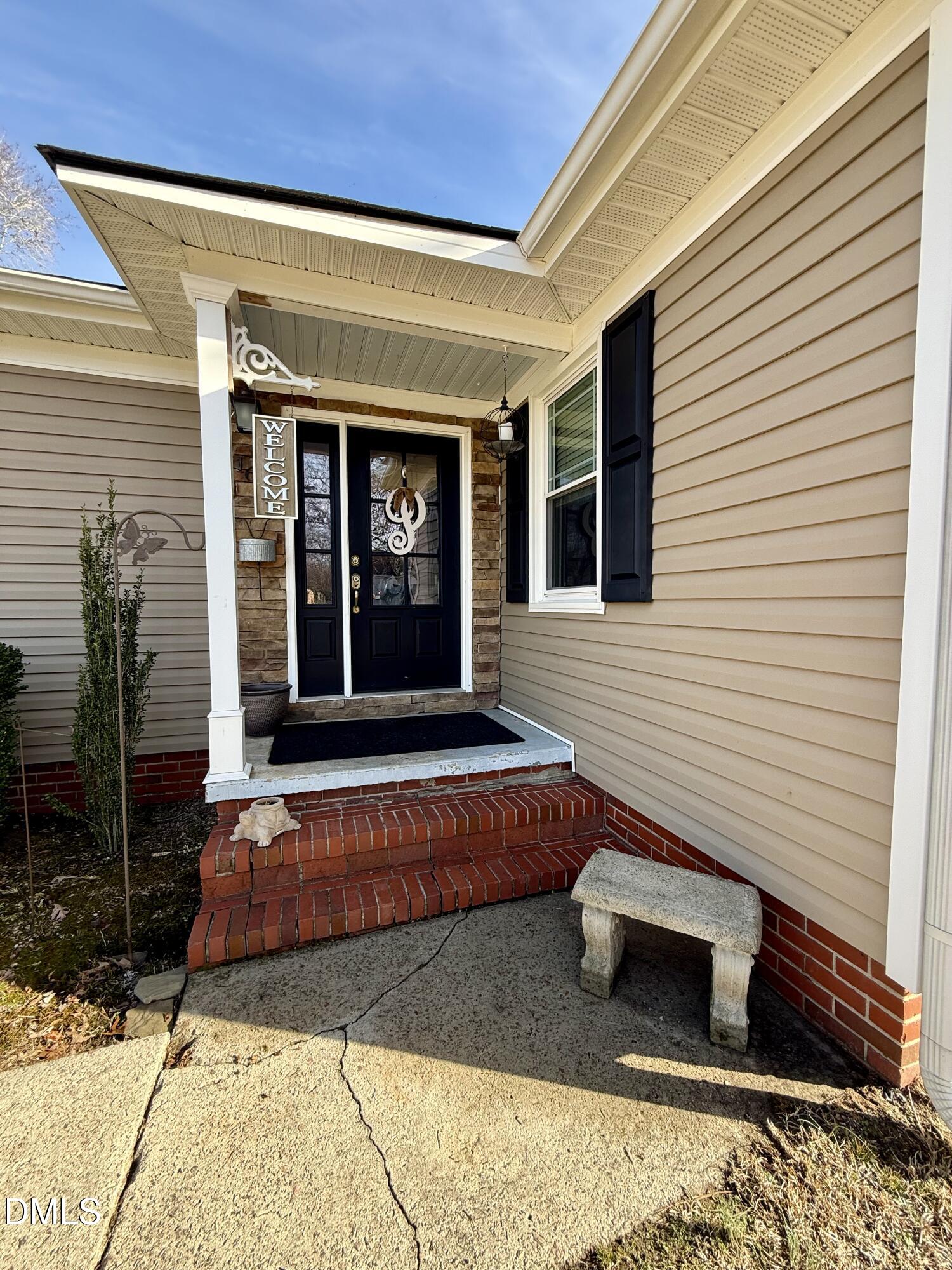 1689 Amelia Church Road