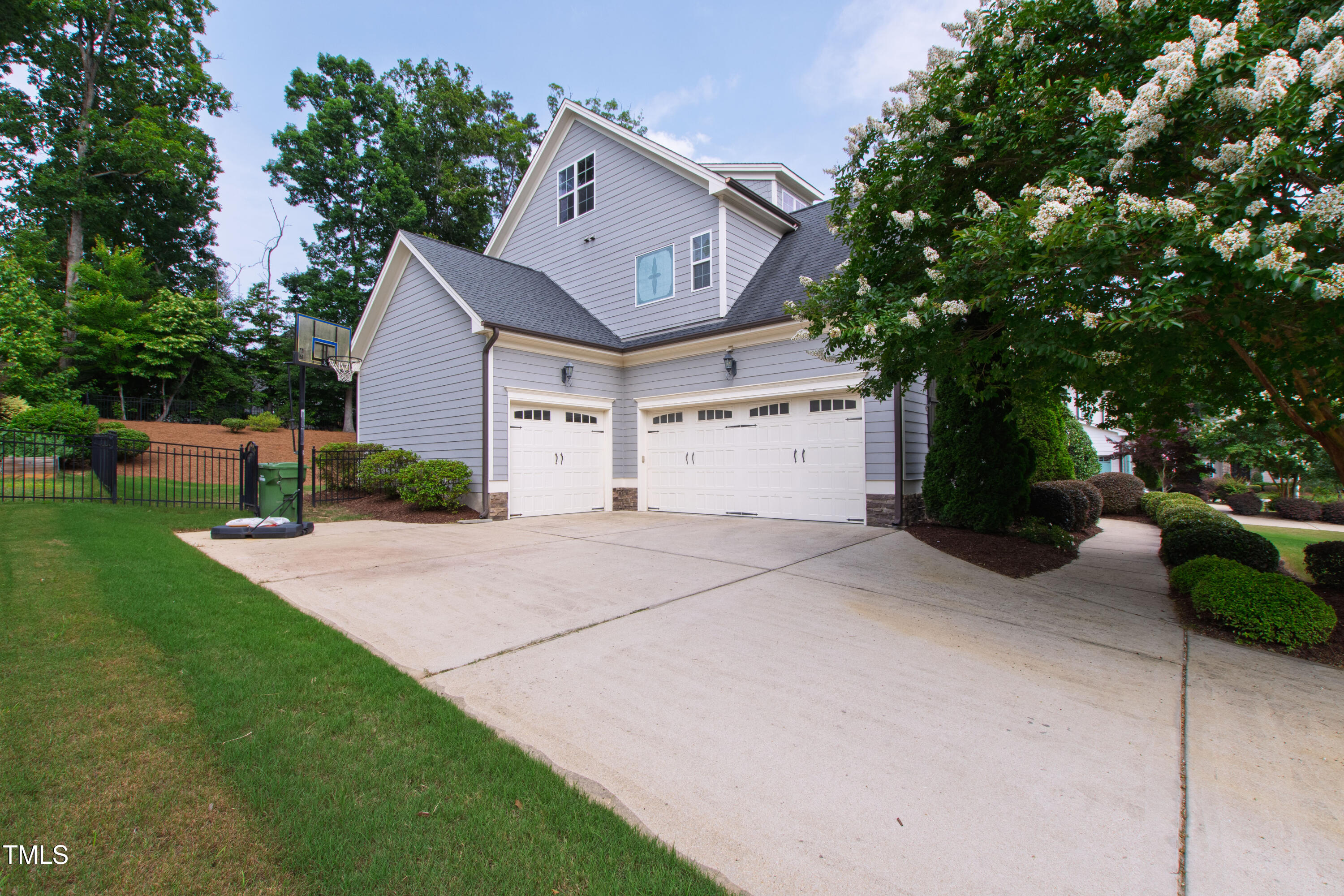 2661 Silver Bend Drive