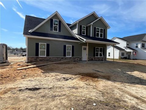 2118 Smith Road Hope Mills NC 28348