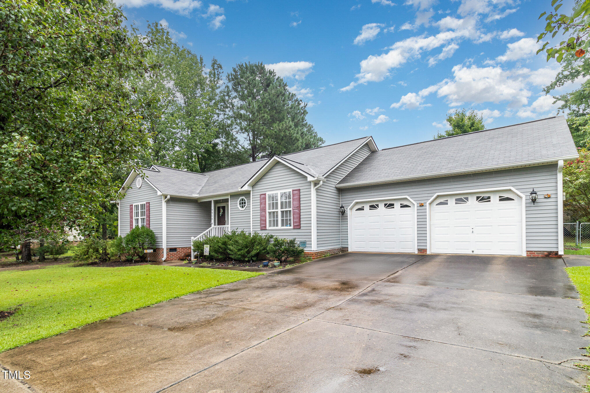 3525 Deer Trace Lane