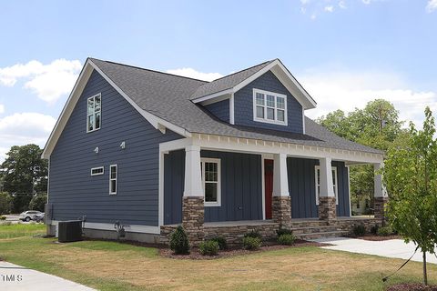 A home in Dunn