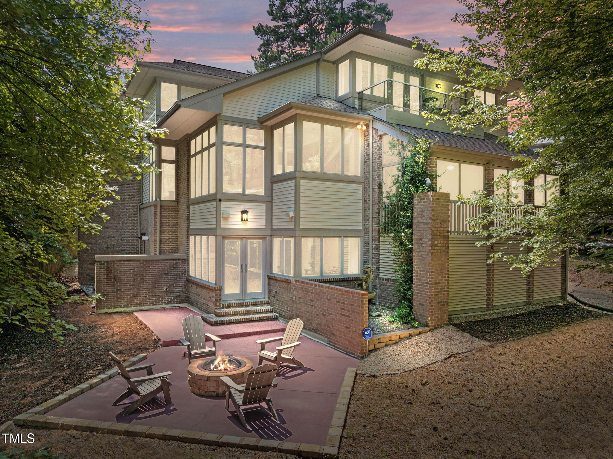 106 Wheatsbury Drive