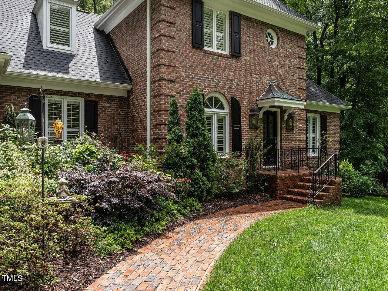104 Deer Park Lane