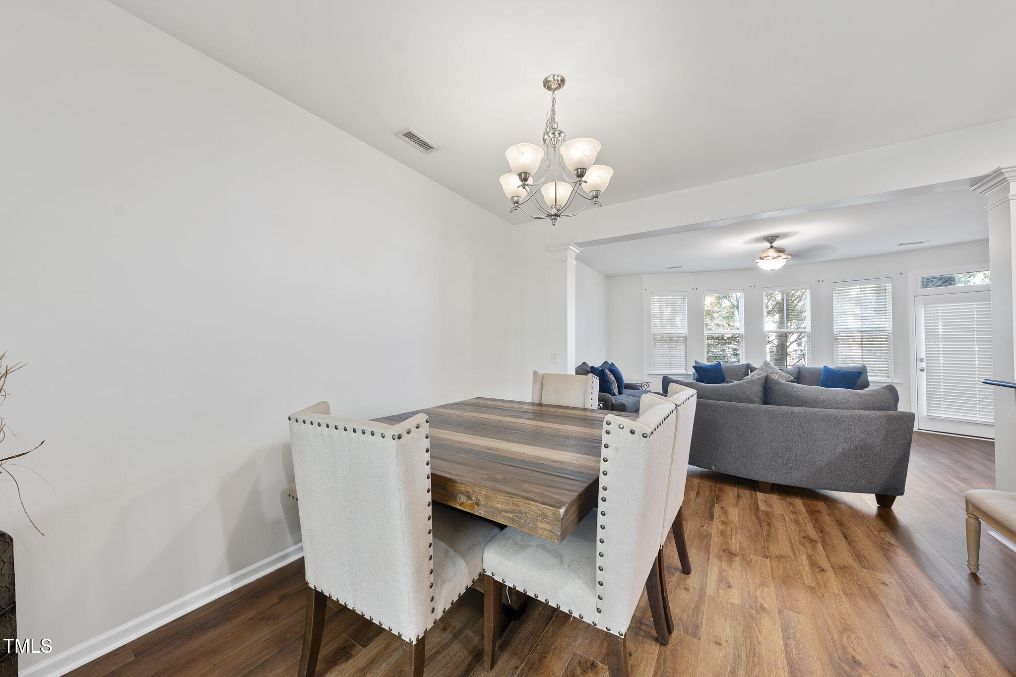 2821 Casona Way