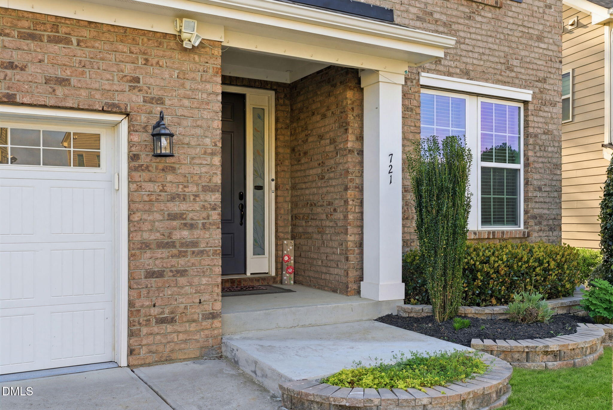 721 Vine Pond Court