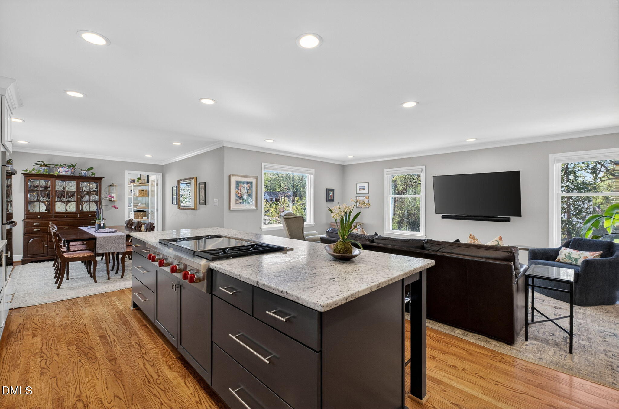 Raleigh, North Carolina, 27609, United States, 4 Bedrooms Bedrooms, ,4 BathroomsBathrooms,Residential,Active,2035076
