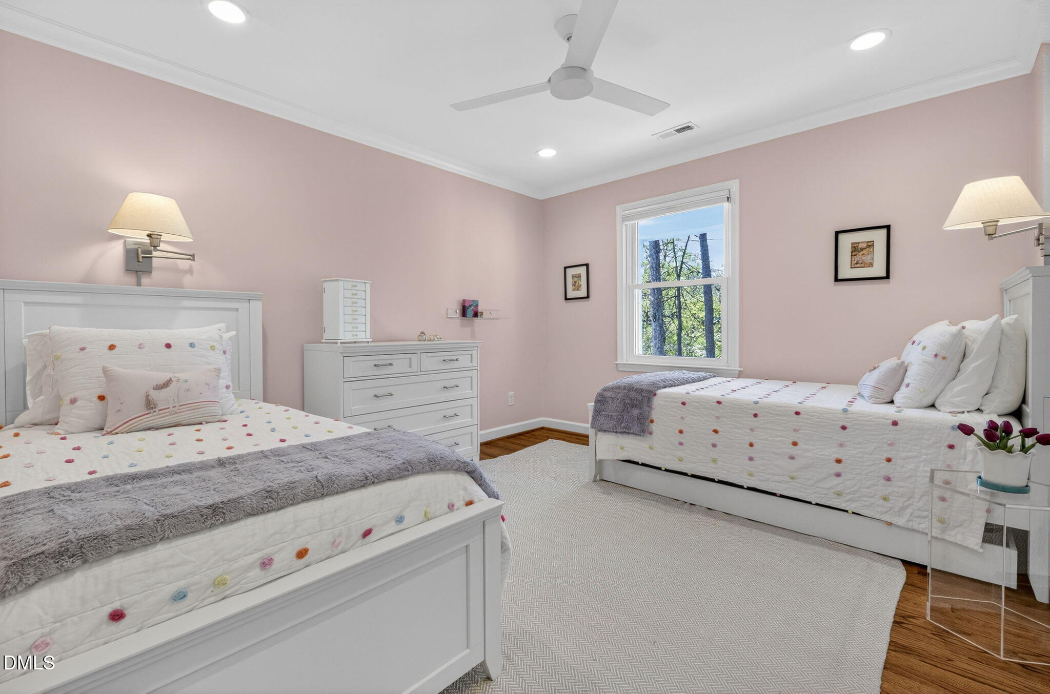 Raleigh, North Carolina, 27609, United States, 4 Bedrooms Bedrooms, ,4 BathroomsBathrooms,Residential,Active,2035076