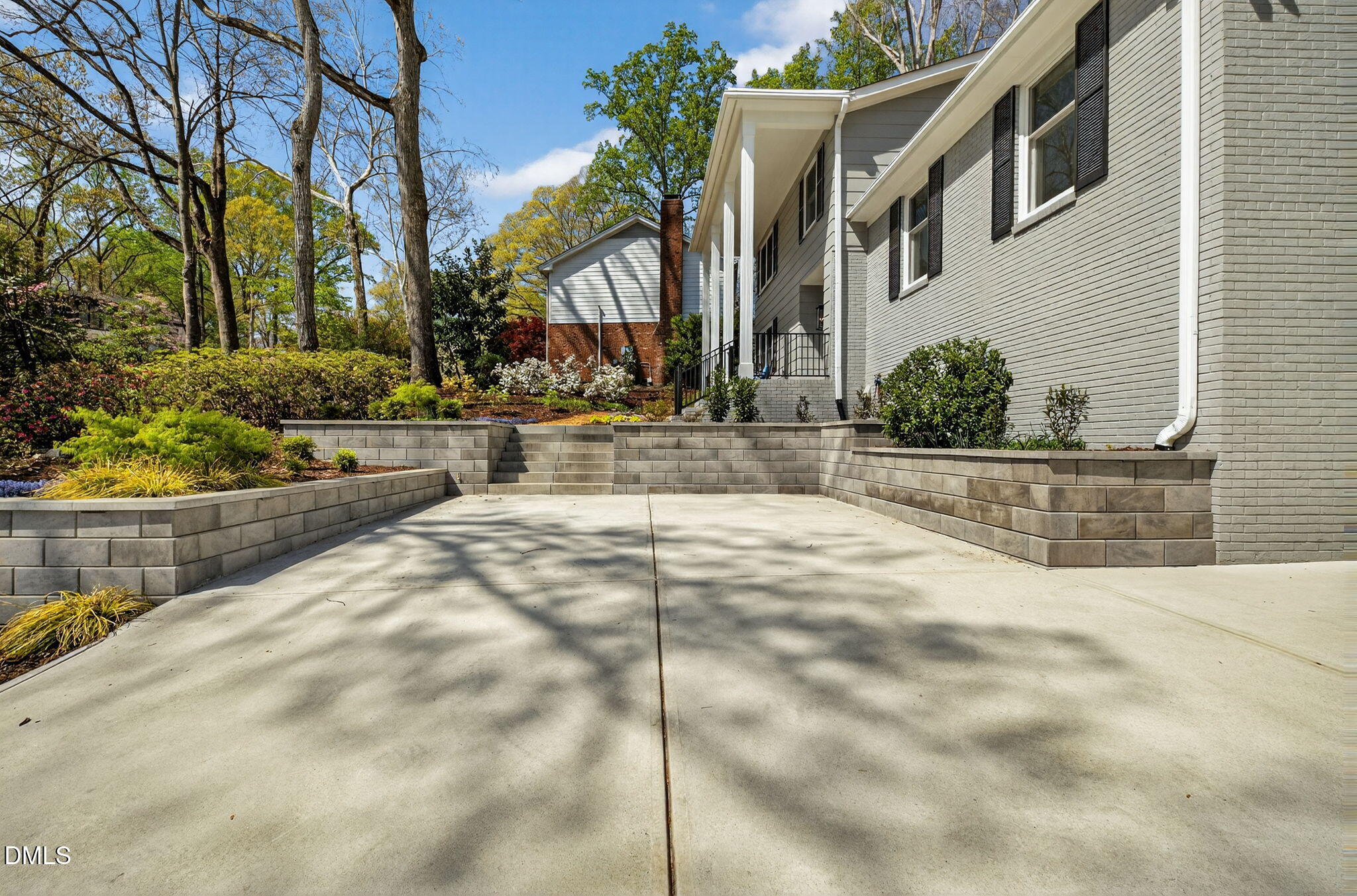 Raleigh, North Carolina, 27609, United States, 4 Bedrooms Bedrooms, ,4 BathroomsBathrooms,Residential,Active,2035076