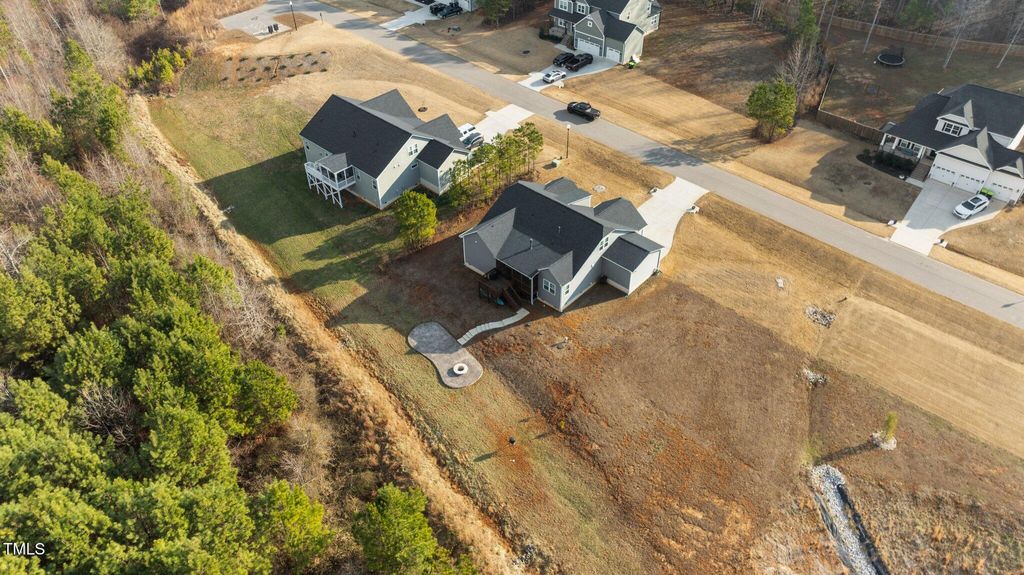 listing image 40