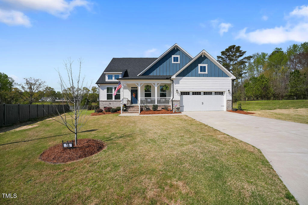 16 Blue Monarch Lane