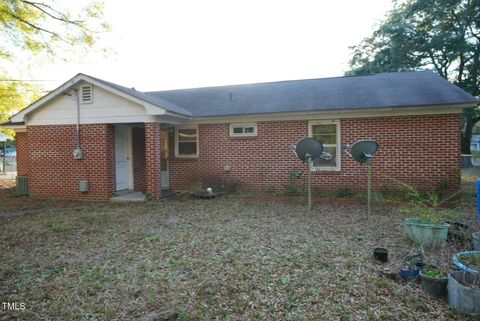 A home in Laurinburg