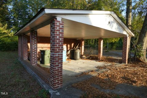 A home in Laurinburg