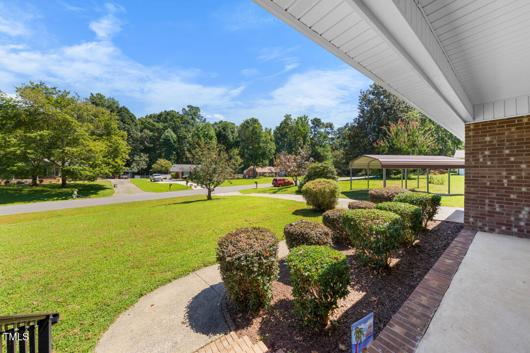 5610 Genesee Drive