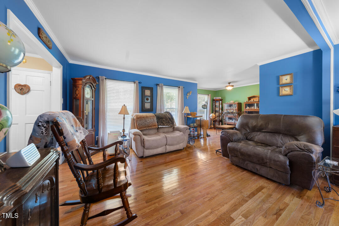 5610 Genesee Drive