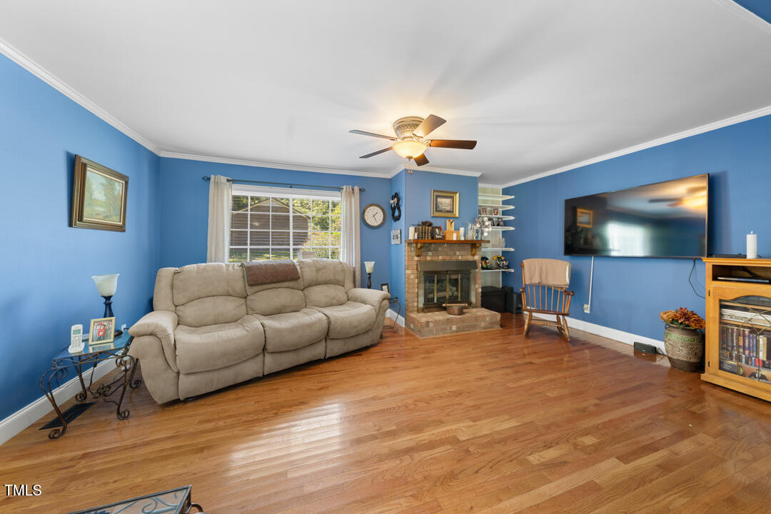 5610 Genesee Drive