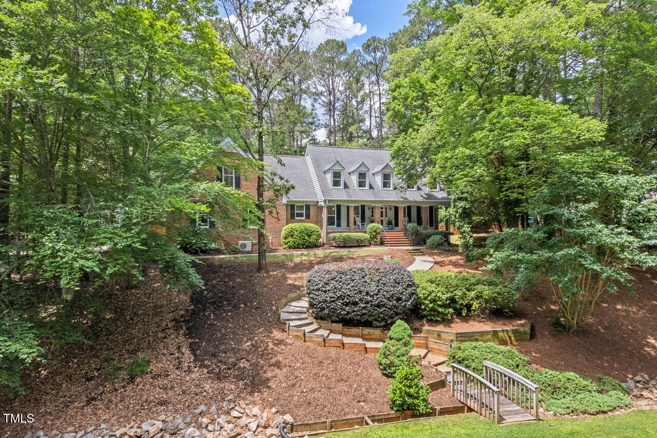 9900 Two Robins Court