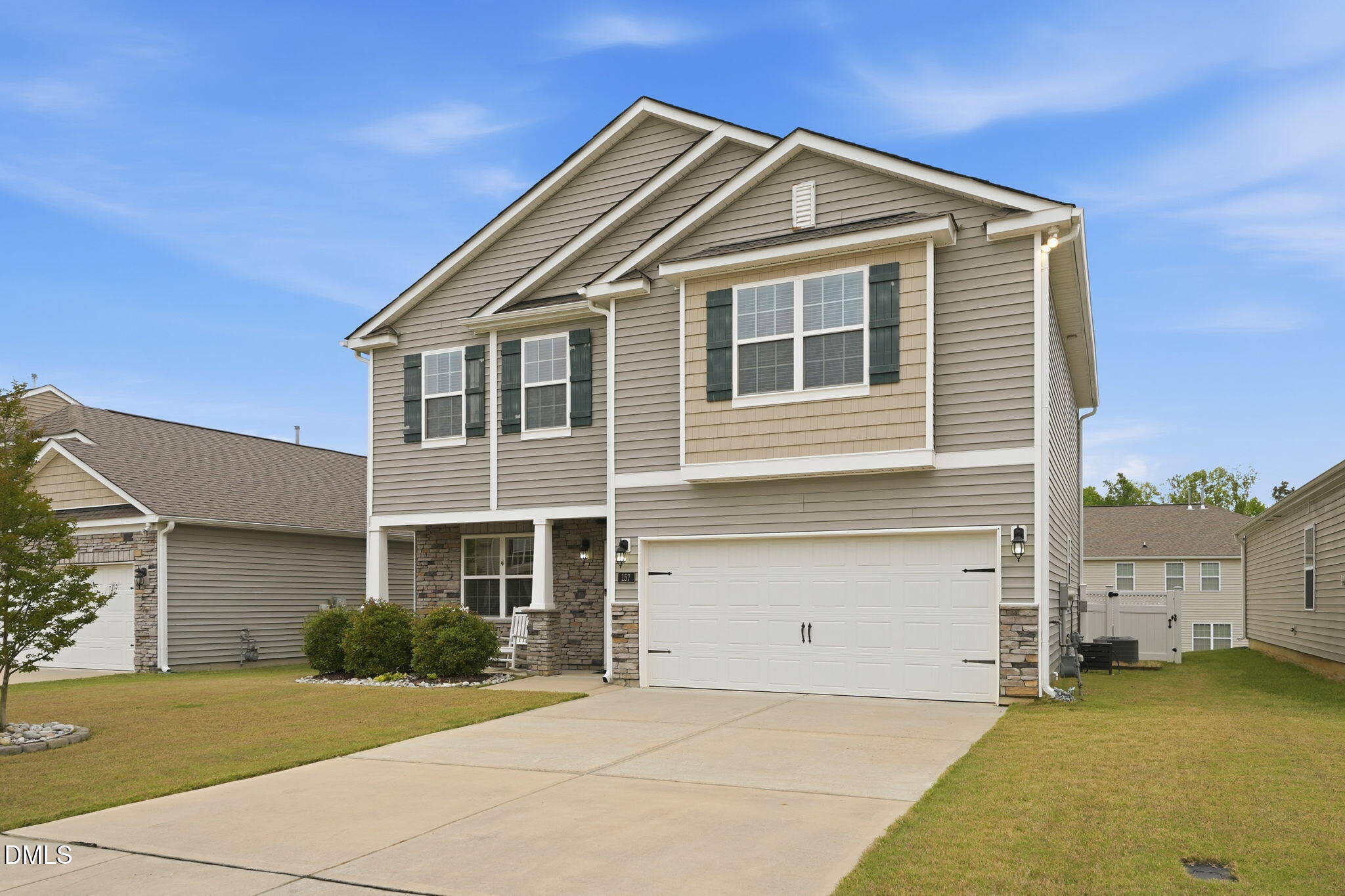 157 S Great White Way