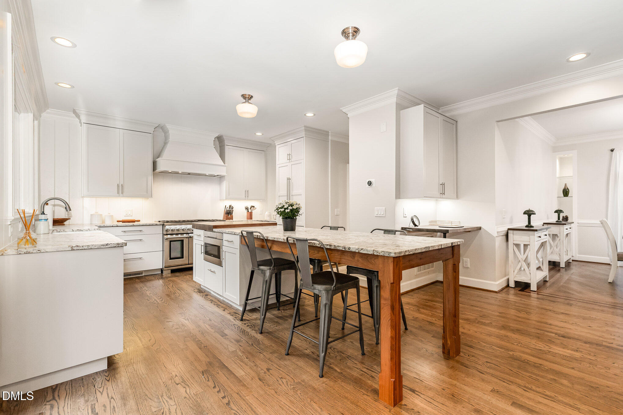 3505 Knightshire Drive