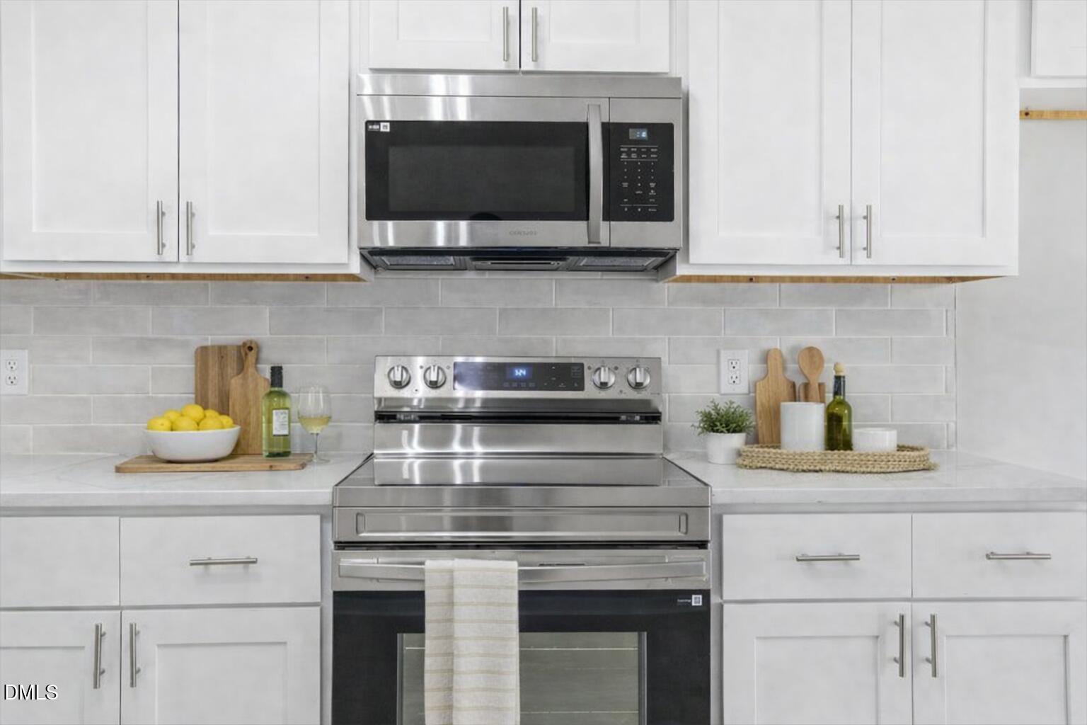 2932 Cedarwood Drive