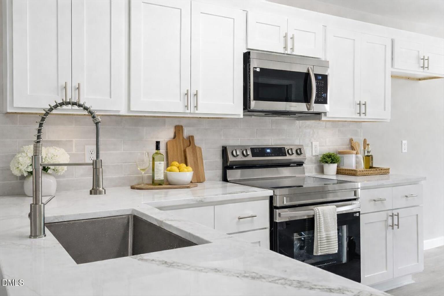 2932 Cedarwood Drive