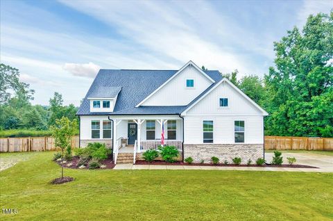 238 Harvester Road Angier NC 27501