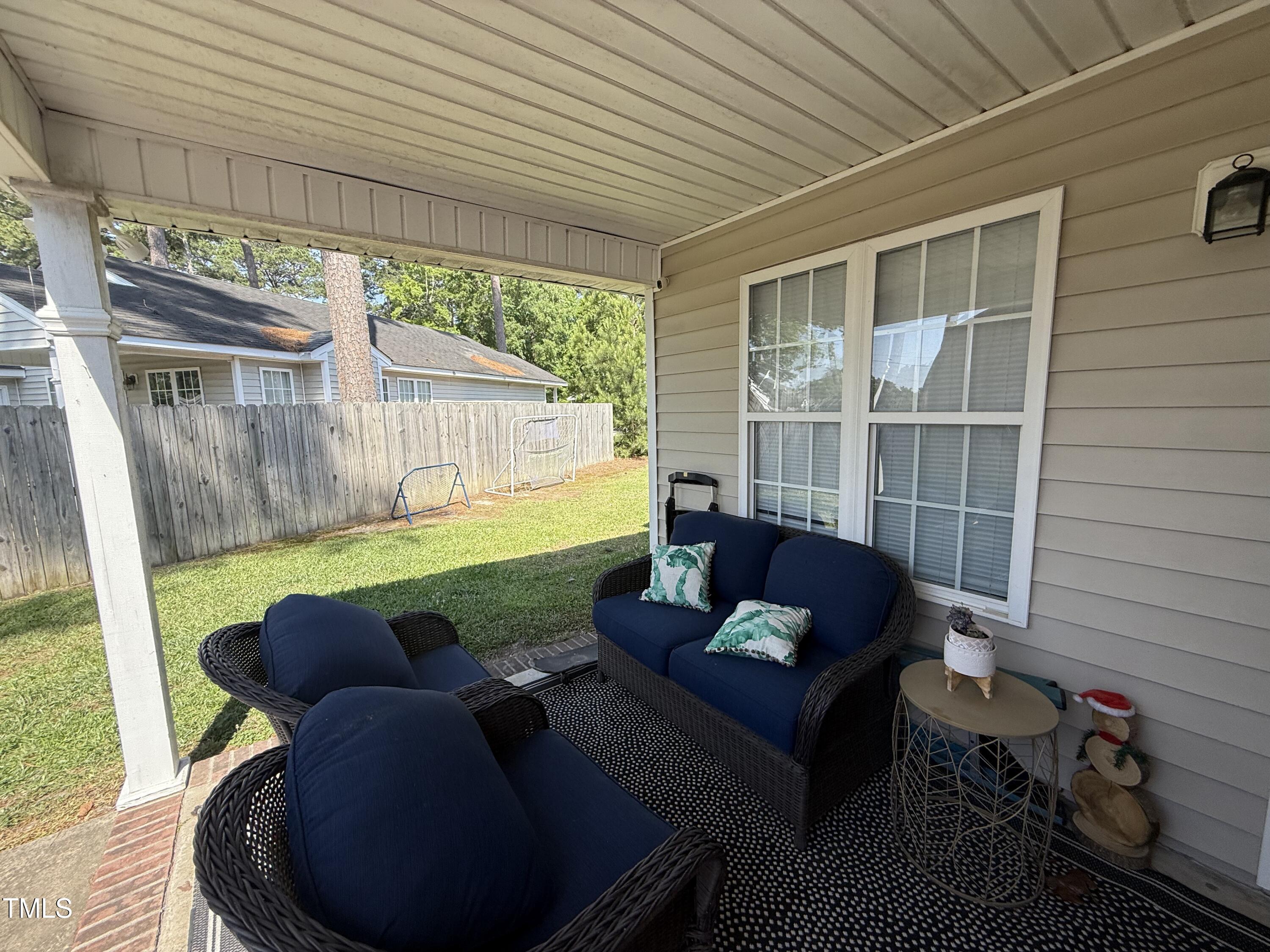 4008 Huntsmoor Lane