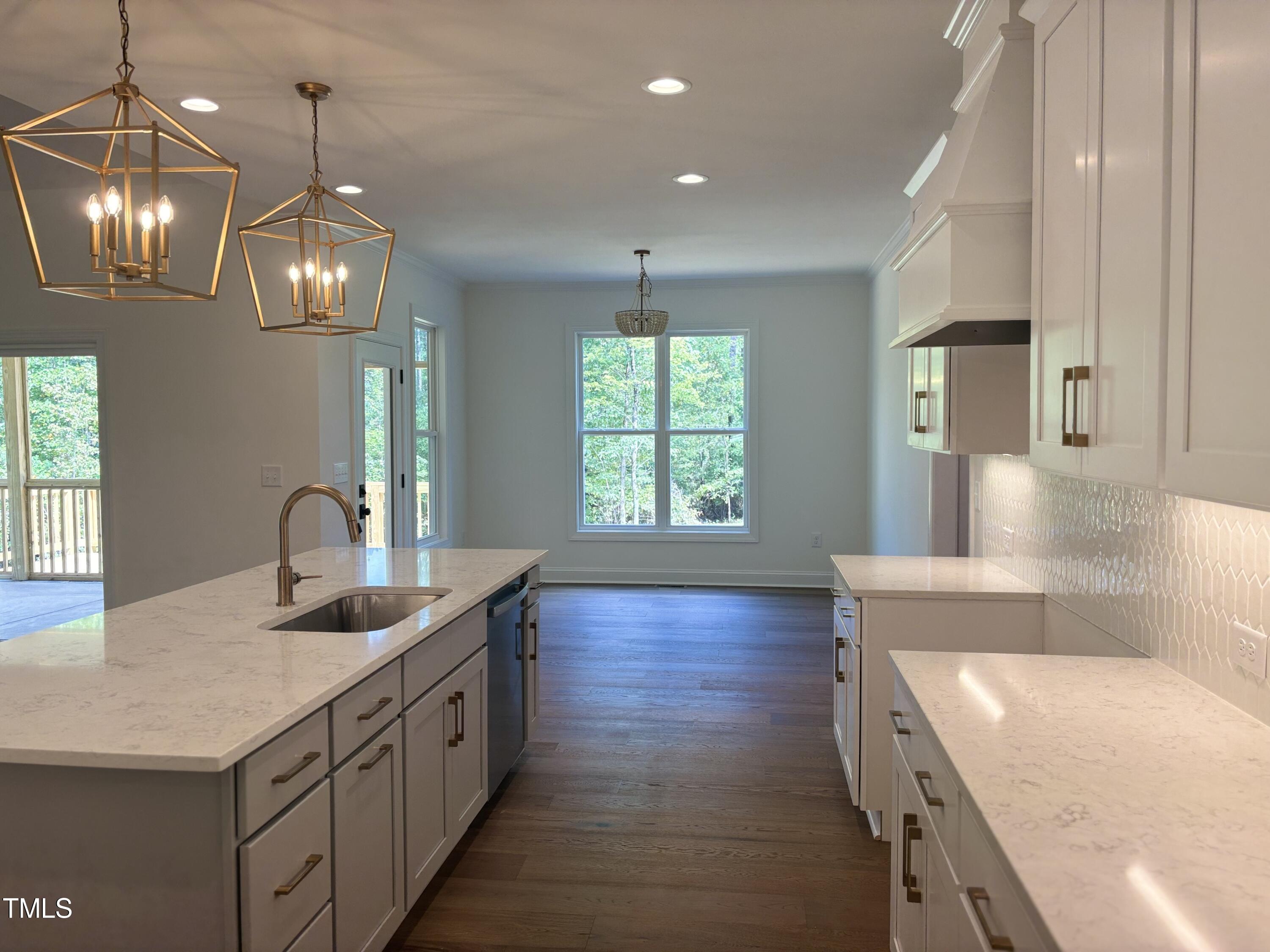 200 Whistlers Cove