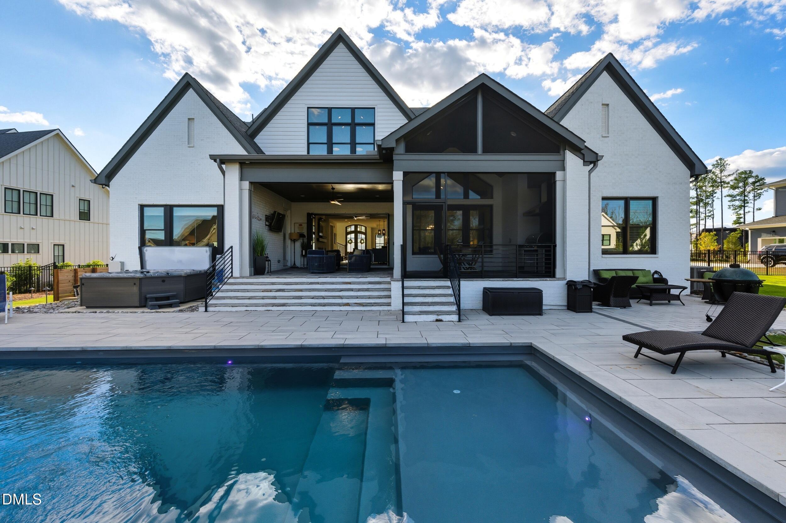 616 Dappled Pine Ave. Avenue