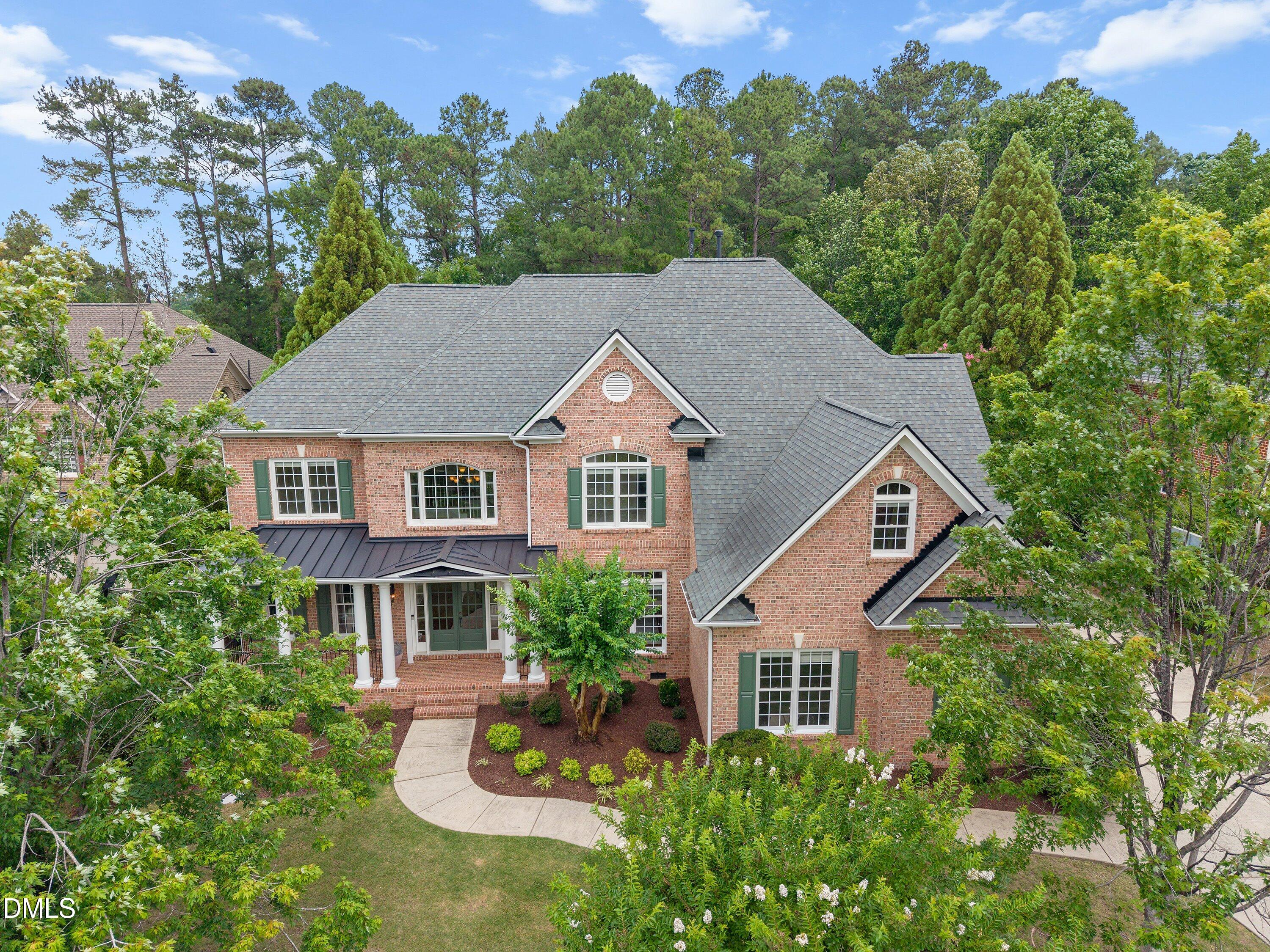 211 Lantern Ridge Lane