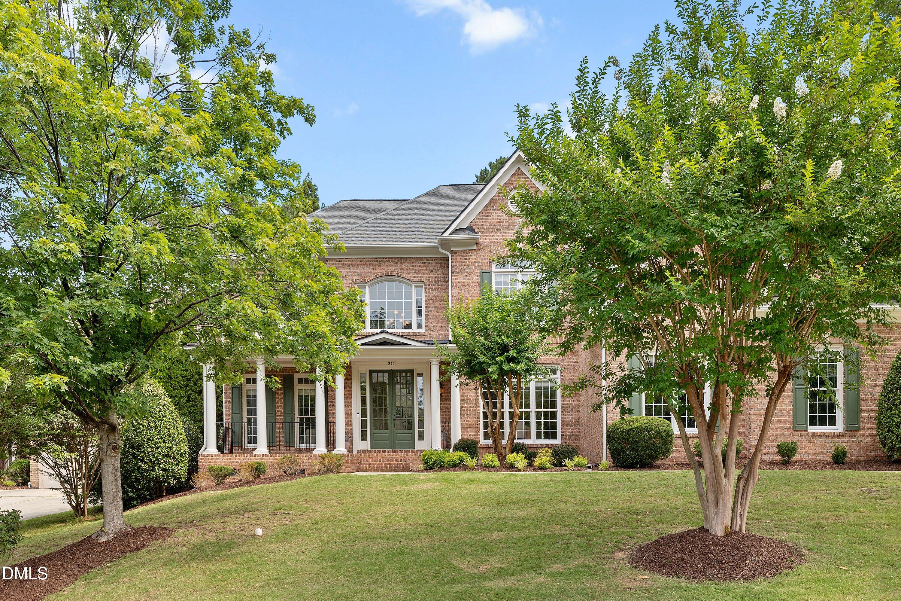 211 Lantern Ridge Lane