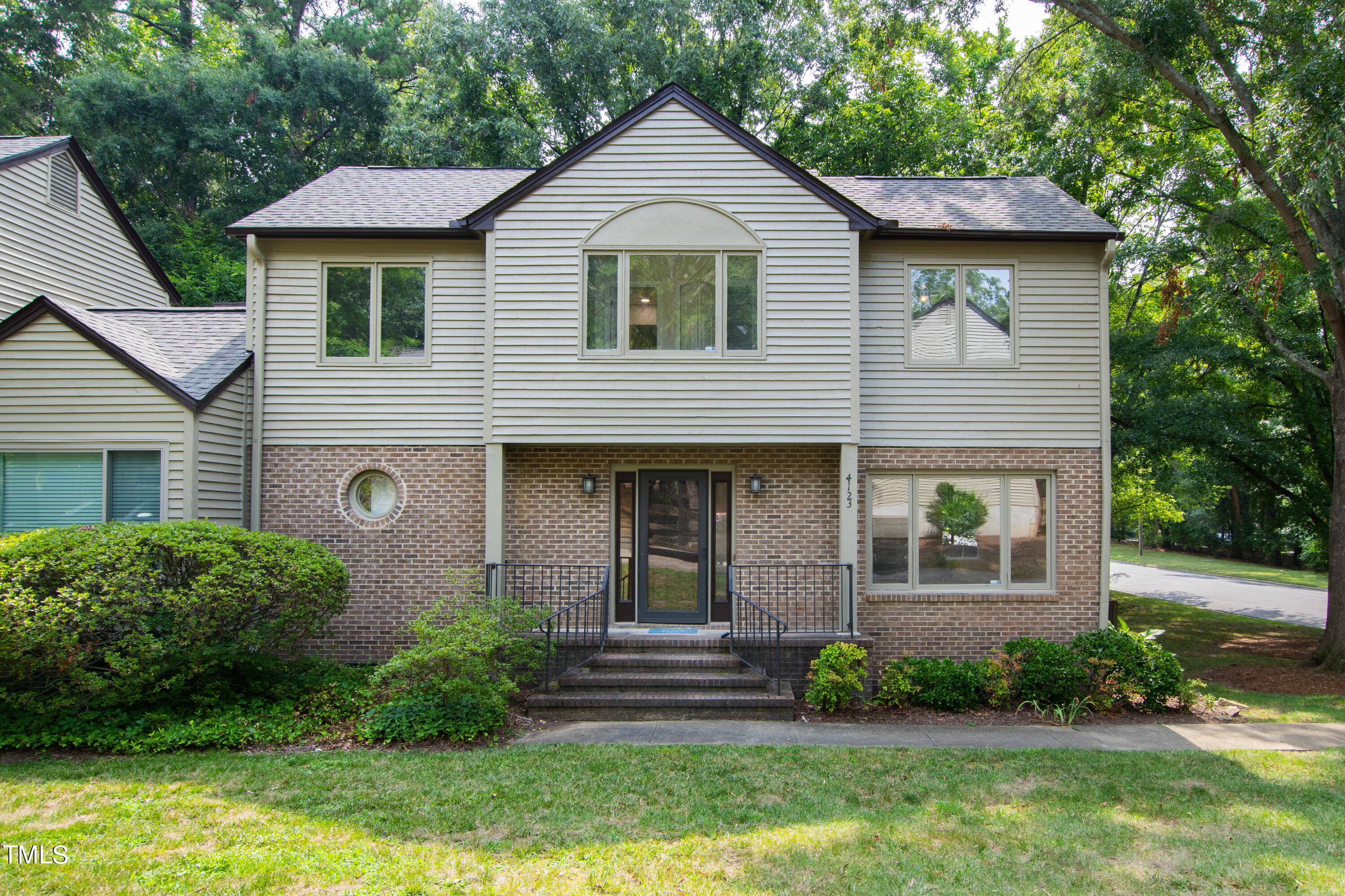 View Durham, NC 27707 townhome