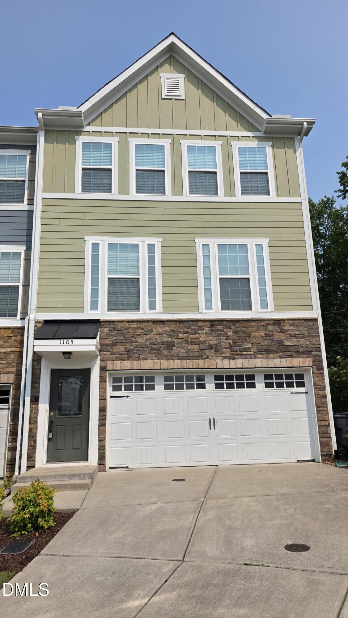 1105 Boxcar Way