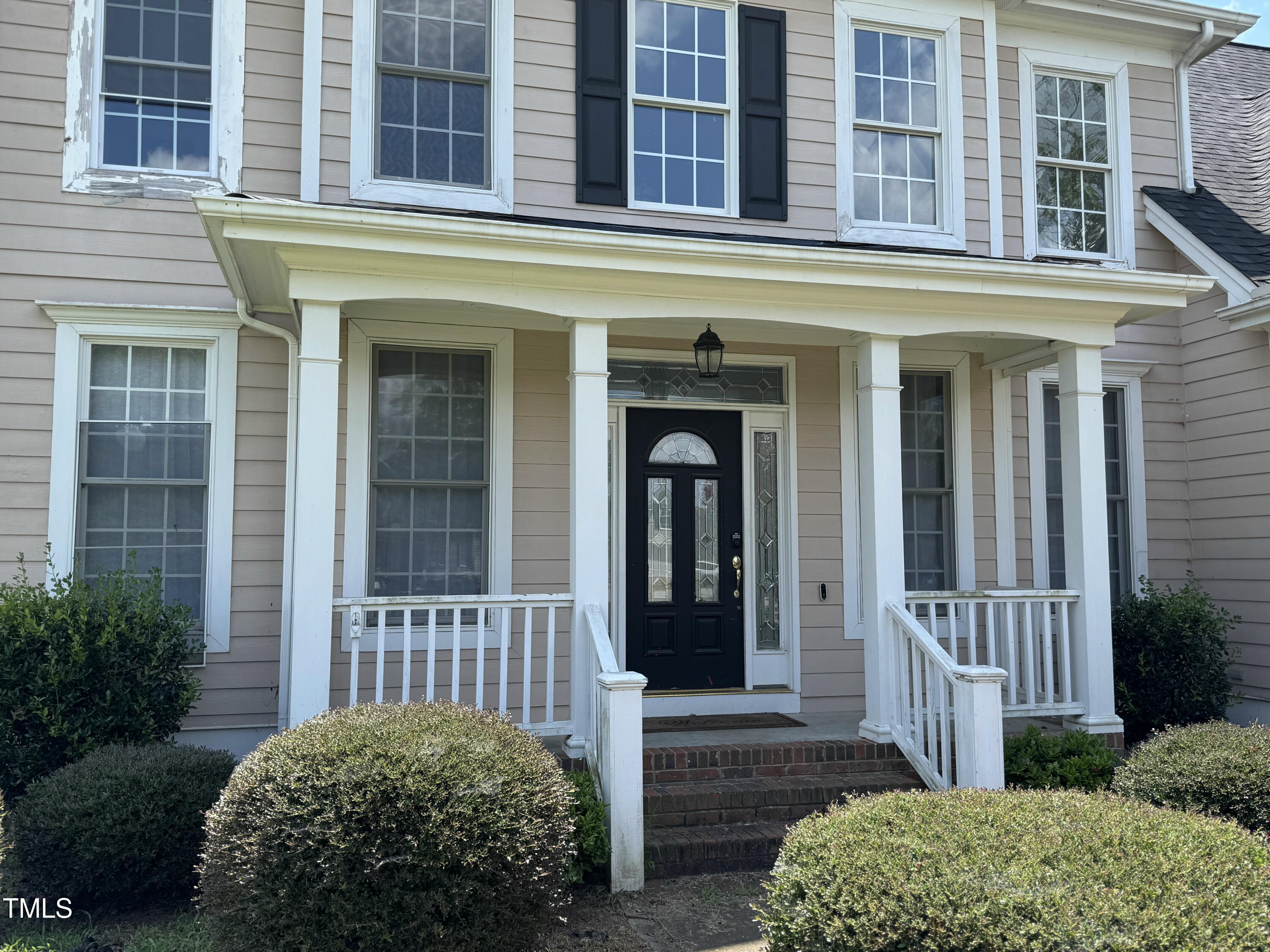 4404 Deer Knoll Court