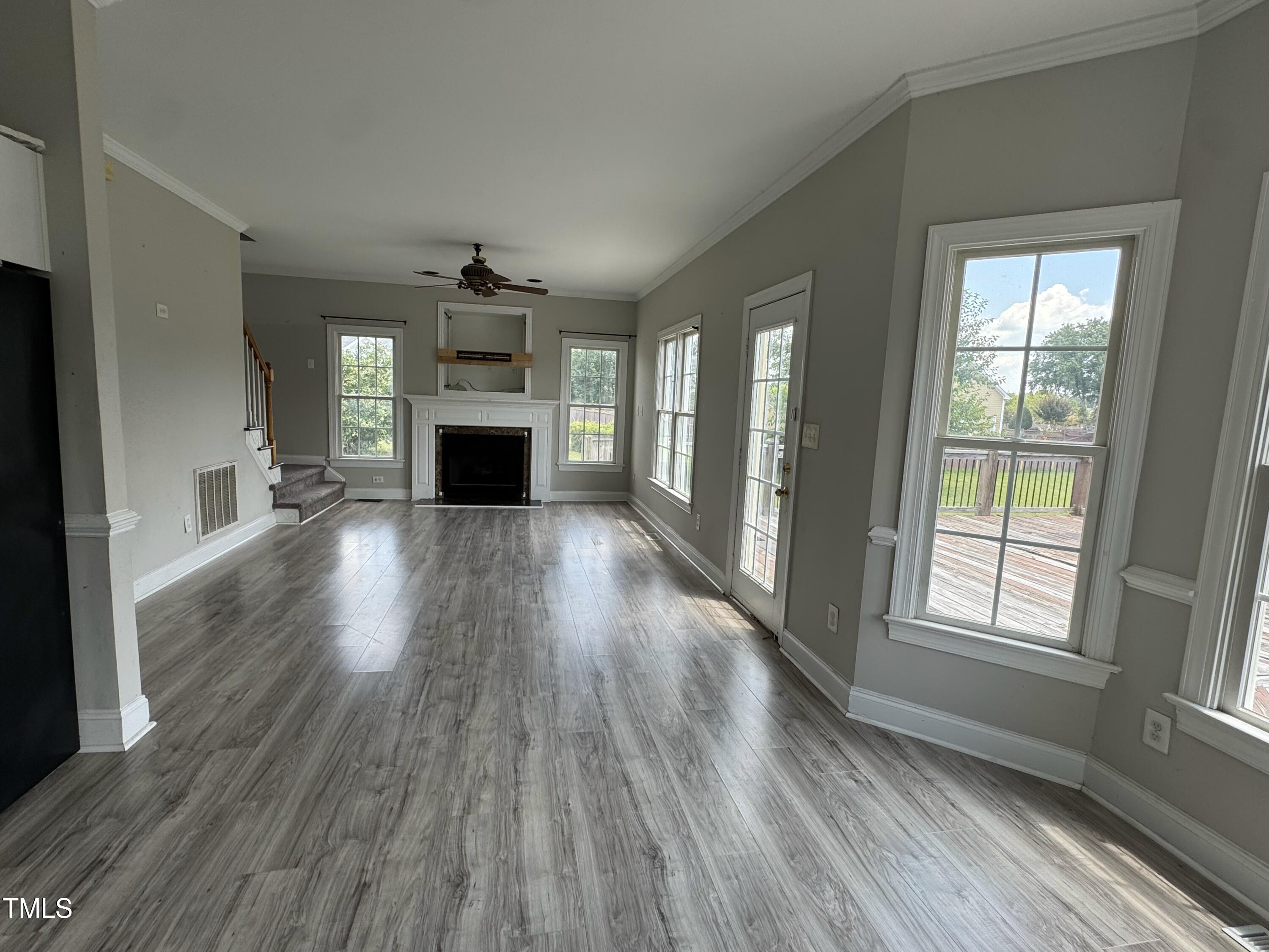 4404 Deer Knoll Court