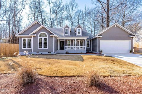 820 E Cardinal Drive Fuquay Varina NC 27526