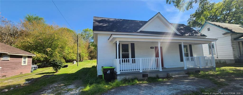 233 W Barbee Street